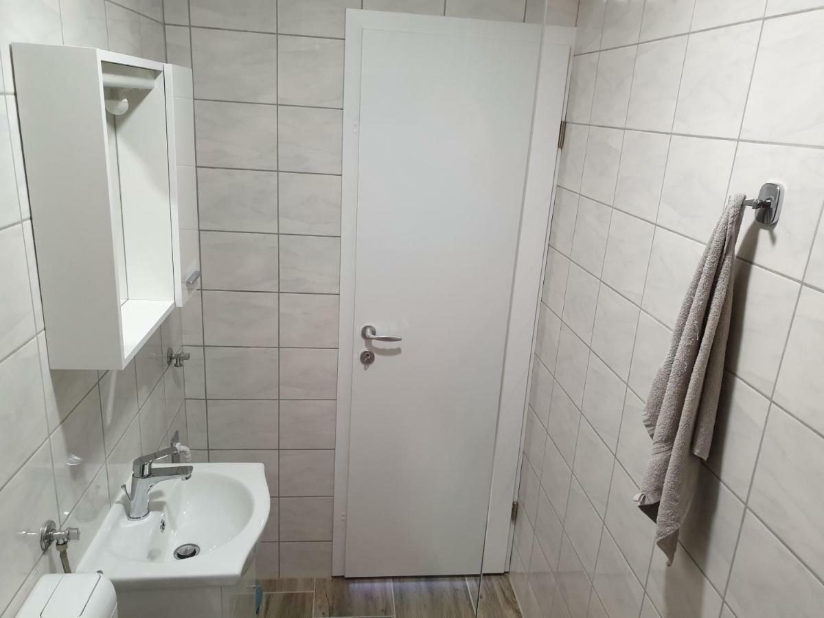 Best View Apartments Cesarica Exterior foto